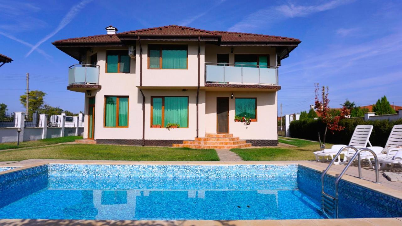 Вила Помело - Family Villa Pomelo Bŭlgarevo Exteriér fotografie
