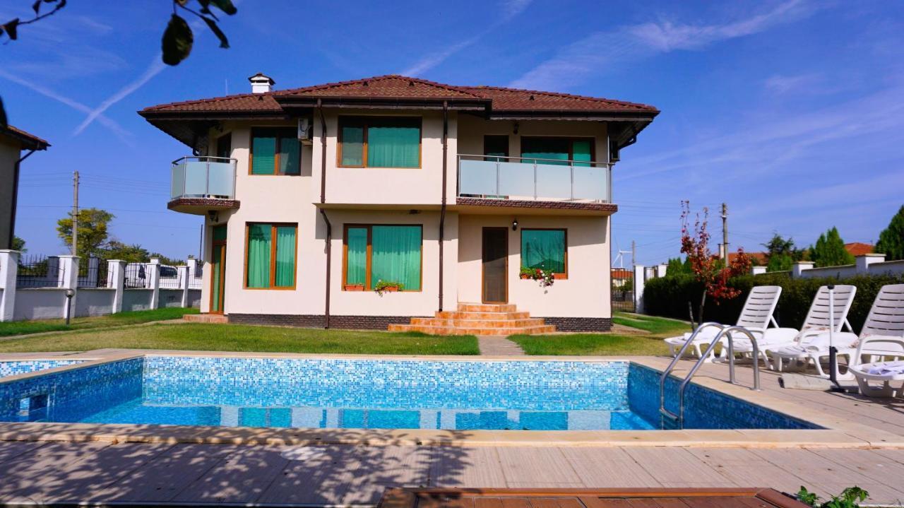 Вила Помело - Family Villa Pomelo Bŭlgarevo Exteriér fotografie