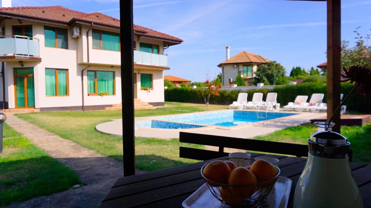Вила Помело - Family Villa Pomelo Bŭlgarevo Exteriér fotografie