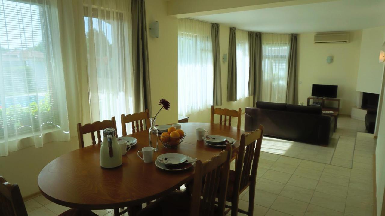 Вила Помело - Family Villa Pomelo Bŭlgarevo Exteriér fotografie