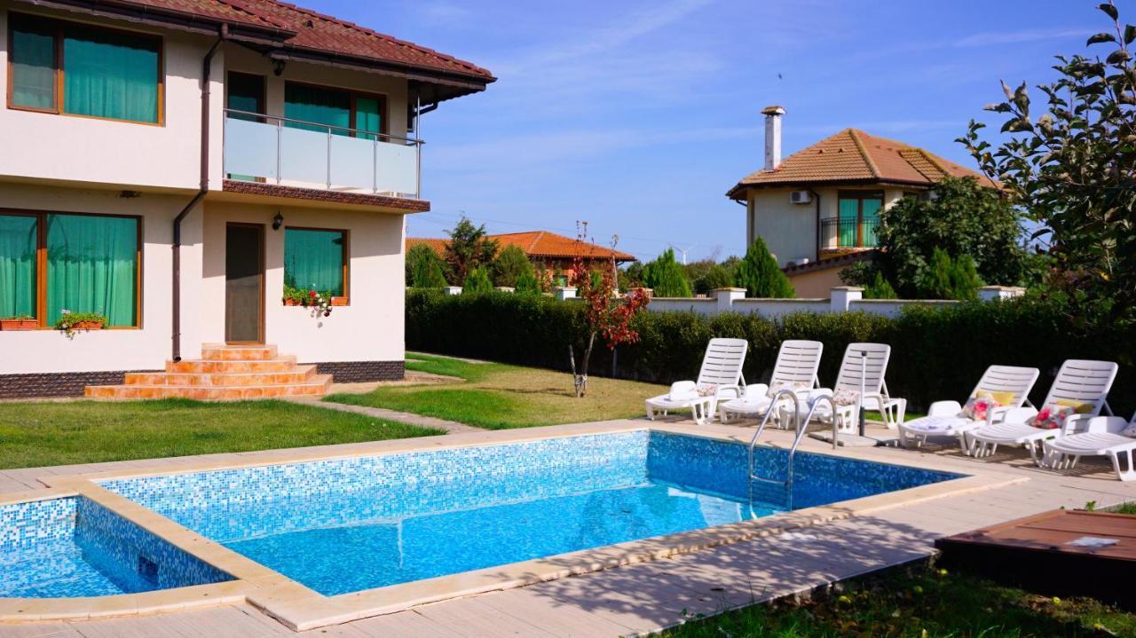 Вила Помело - Family Villa Pomelo Bŭlgarevo Exteriér fotografie